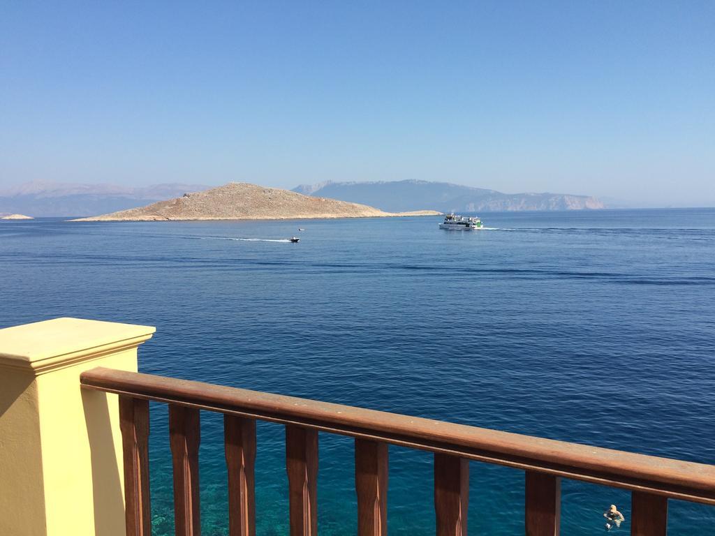 Villa Amalia Chalki Town Exterior foto